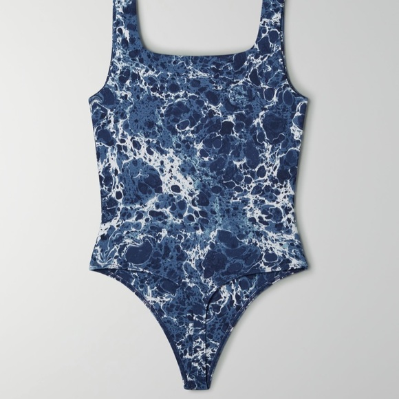 ARITZIA CONTOUR BODYSUIT - Picture 2 of 6